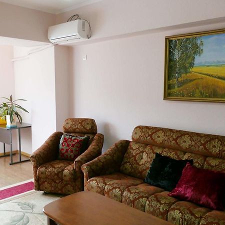 Bishkek Apartment Central Ngoại thất bức ảnh