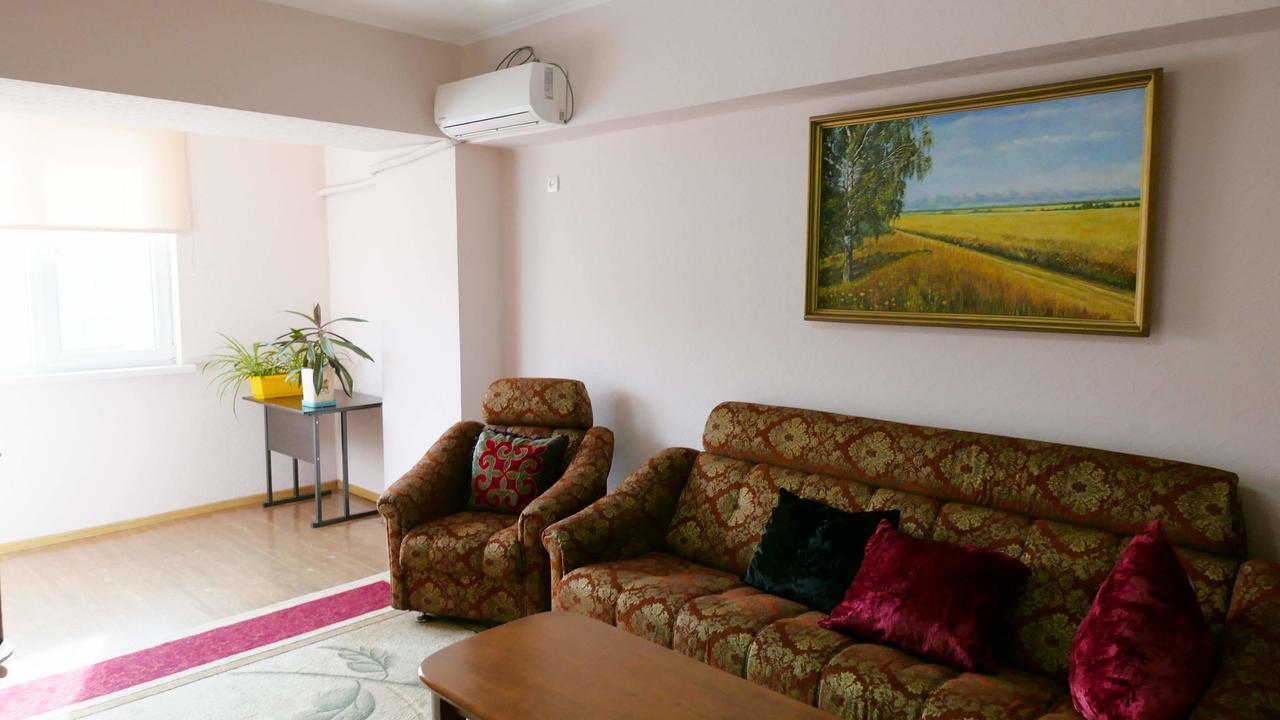 Bishkek Apartment Central Ngoại thất bức ảnh